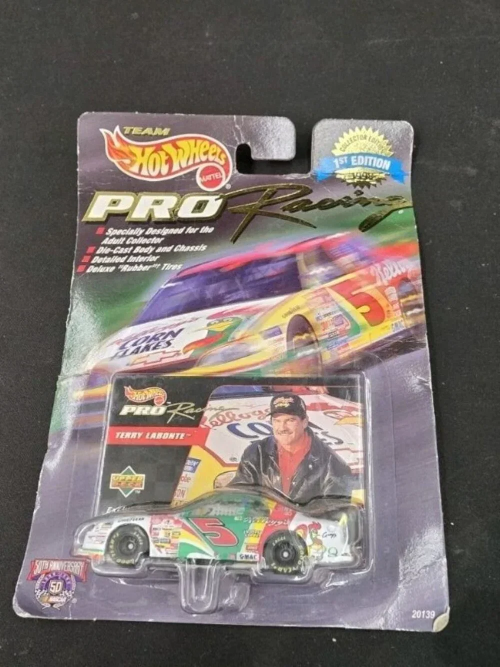 Hot Wheels Pro Racing NASCAR 50th Ann #5 Terry Labonte diecast car 1/64